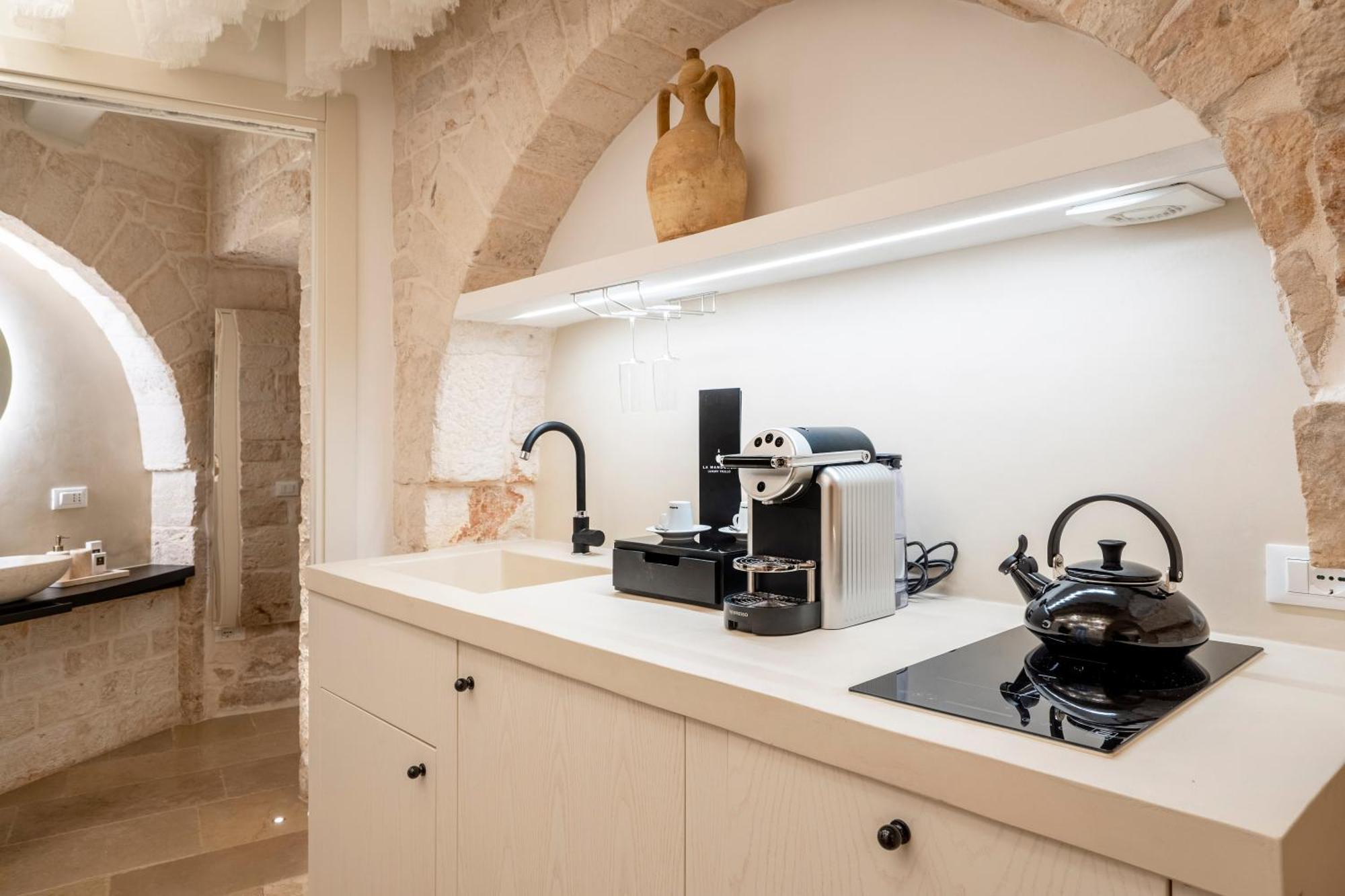 La Mandorla Luxury Trullo Panzió Alberobello Kültér fotó
